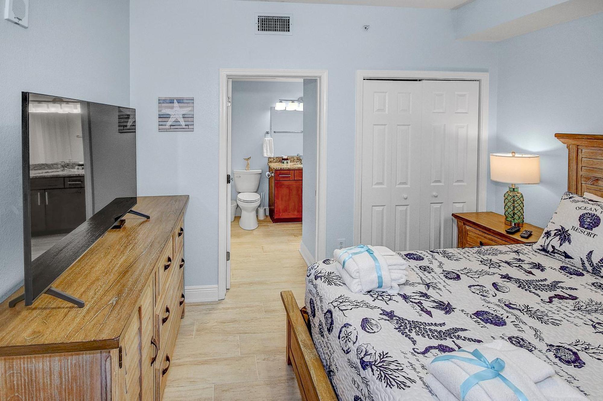 1bd/2ba Unit W/ A Bunk Alcove And Amazing Views Right On The Gulf! Holiday home Panama City Beach
