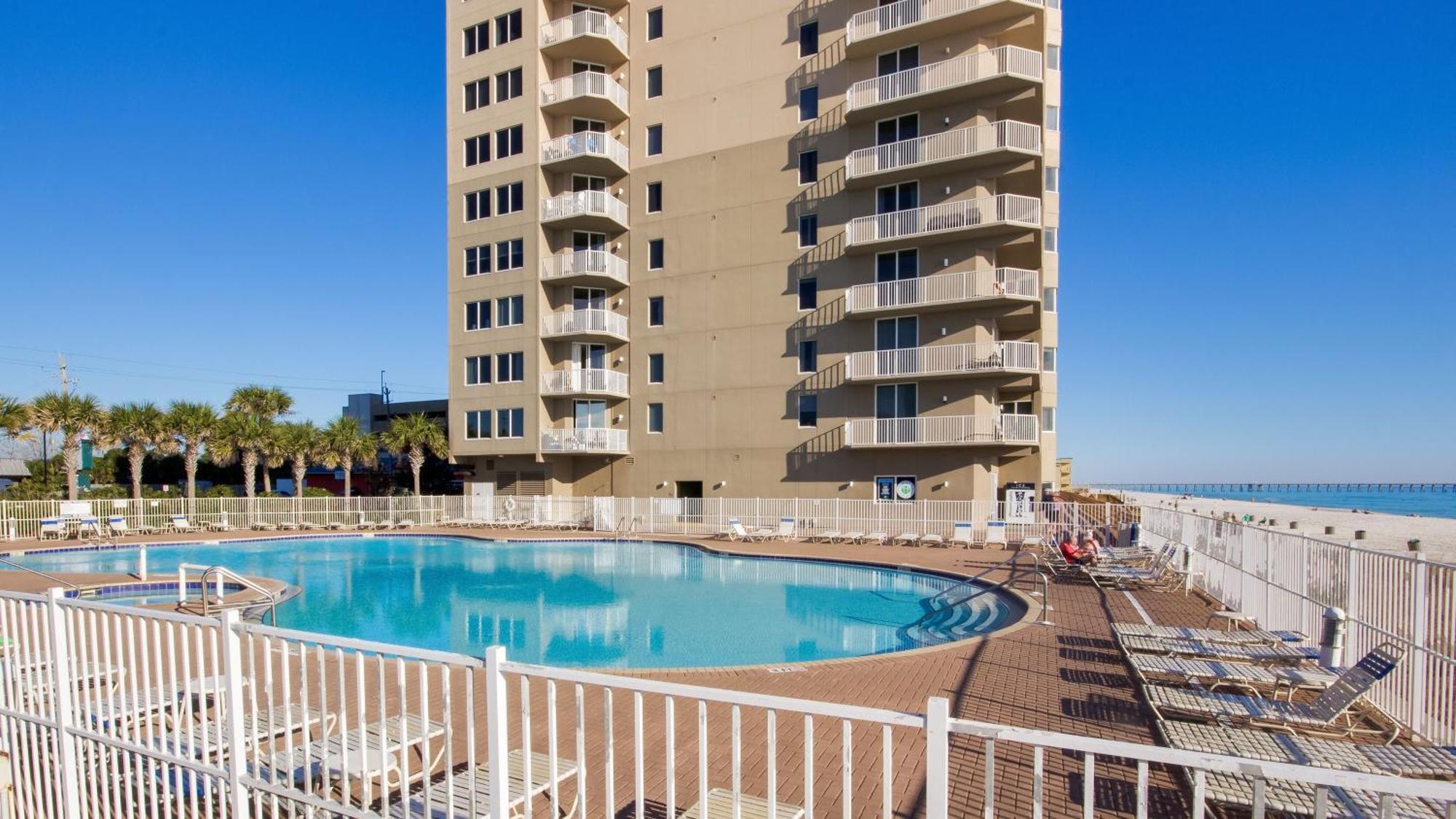 Holiday home 1bd/2ba Unit W/ A Bunk Alcove And Amazing Views Right On The Gulf!